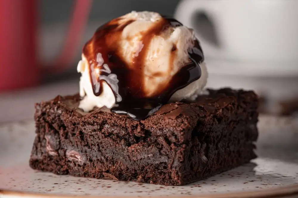 Chocolate dessert with ice cream at La Divina